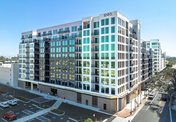 Grand Opening of 424-Unit Aster & Links Mixed Use Apartment Community Brings Public Art and Luxury Living to Downtown Sarasota