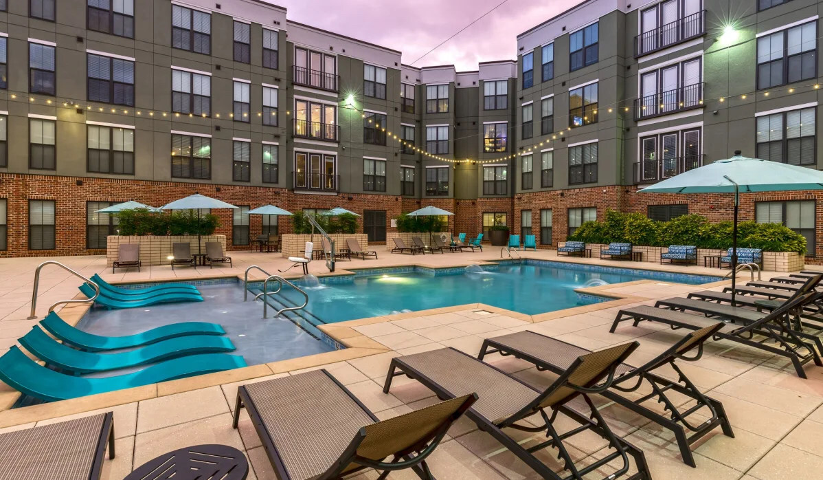 Hamilton Zanze Completes Acquisition of 1400 Chestnut Midrise Apartment Community Near The University of Tennessee at Chattanooga